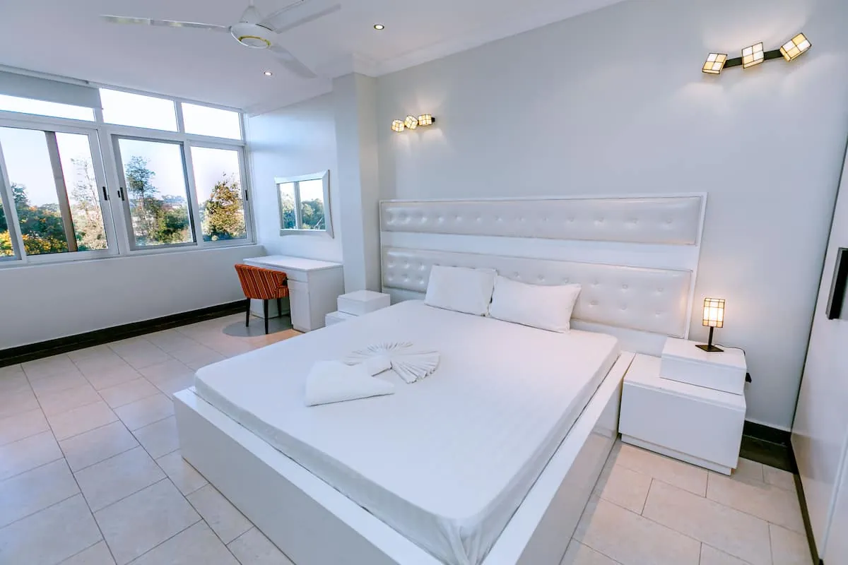 Beautiful & Bright in Masaki — property view 2