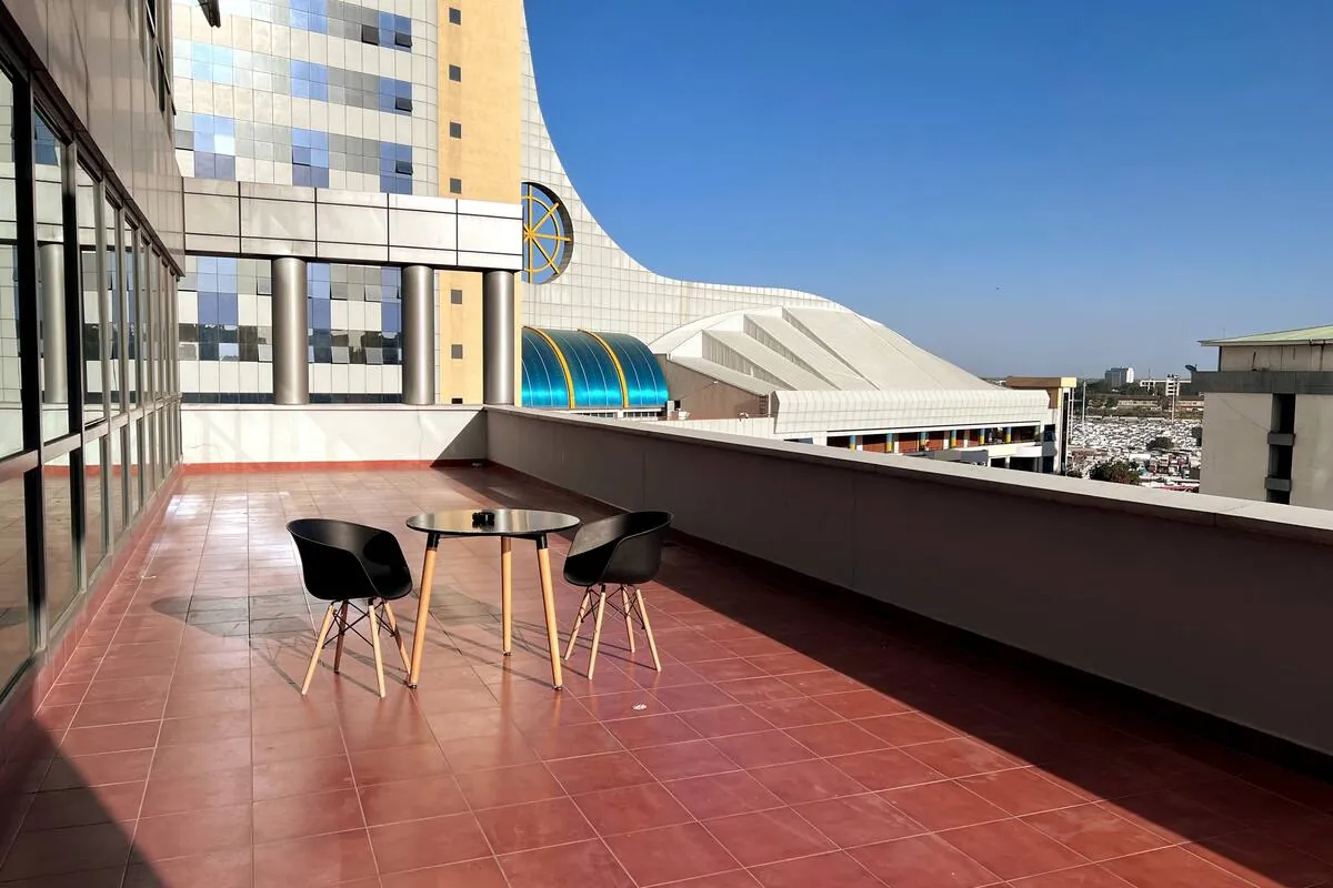 Spacious 3BR Apt with extended balcony in Town — property view 2